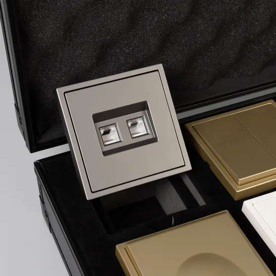 Фото #2 товара Демо-кейс WRA-CASE-MTL-BK-V7 (NOBE) (Arlight, Металл)